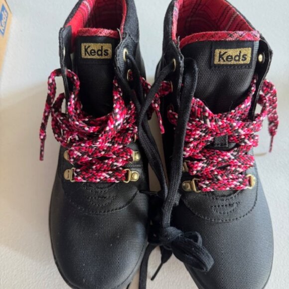 NWT Keds Women’s Scout Rain Hiker Black Booties 8W - Picture 1 of 7